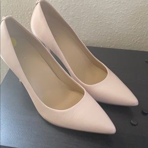 Michael Kors Pumps